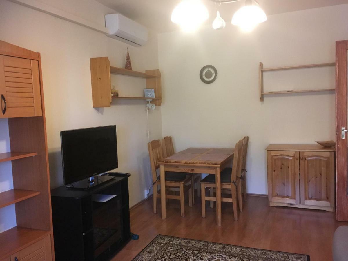 Dina Apartman Otel Peçuy Dış mekan fotoğraf